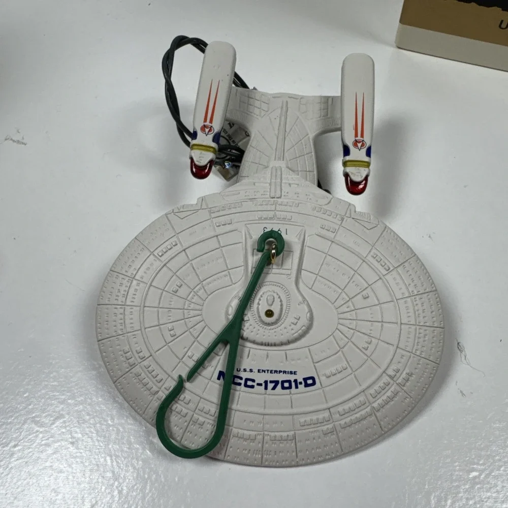 Hallmark 1993 Star Trek The Next Generation USS Enterprise Vintage Ornament